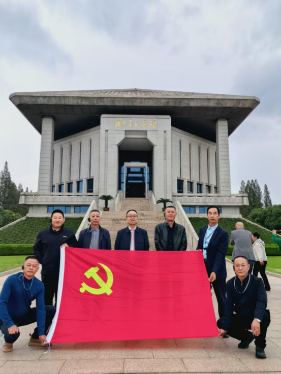 1762140637306371.png image.png